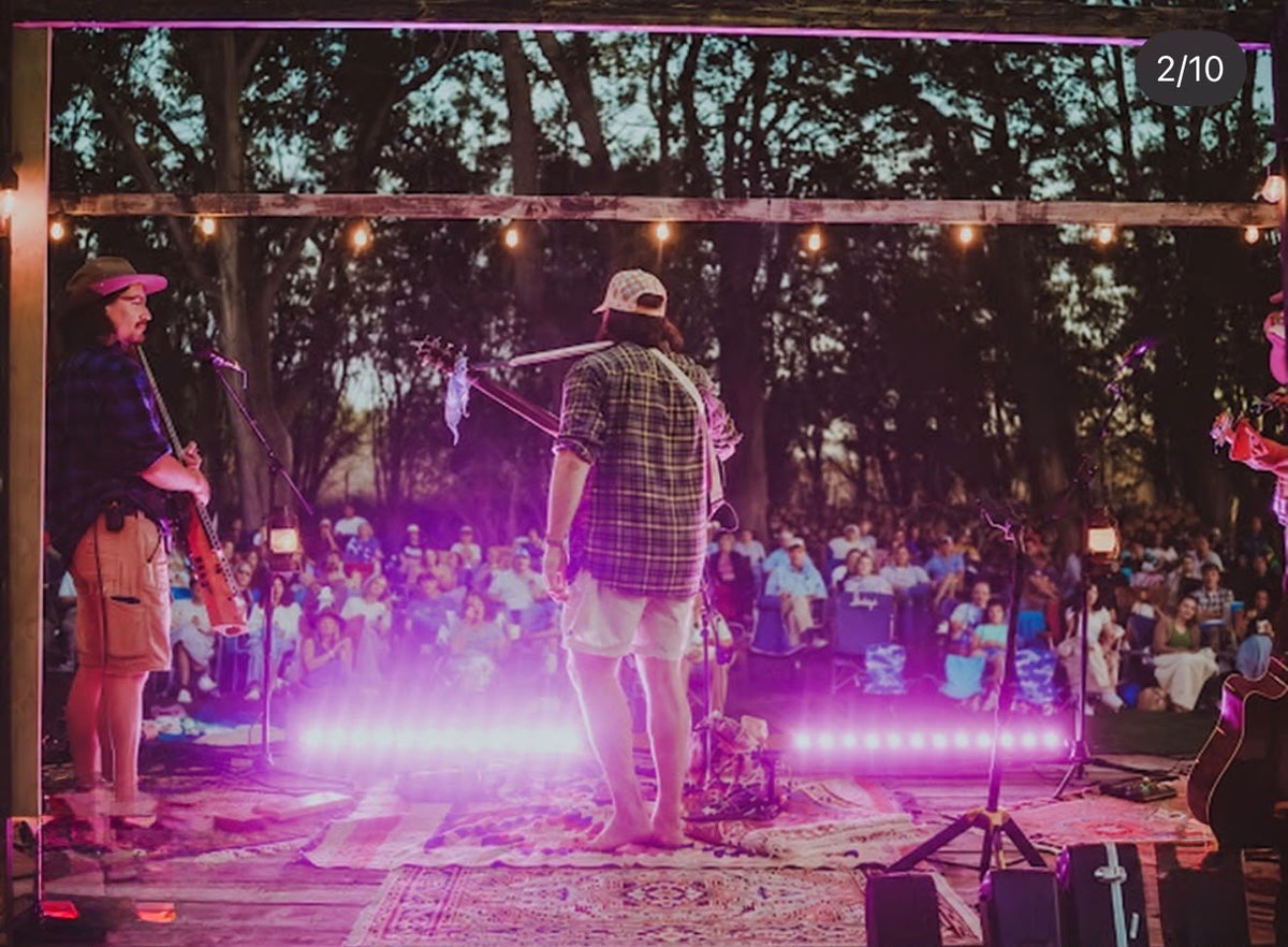 Riverside Folk Band